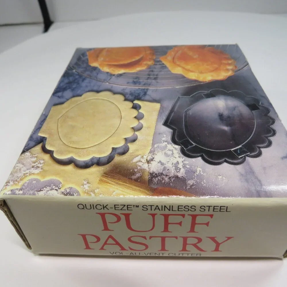 Mini Puff Pastry SEASHELL Shape Cutter w original box stainless steel METAL